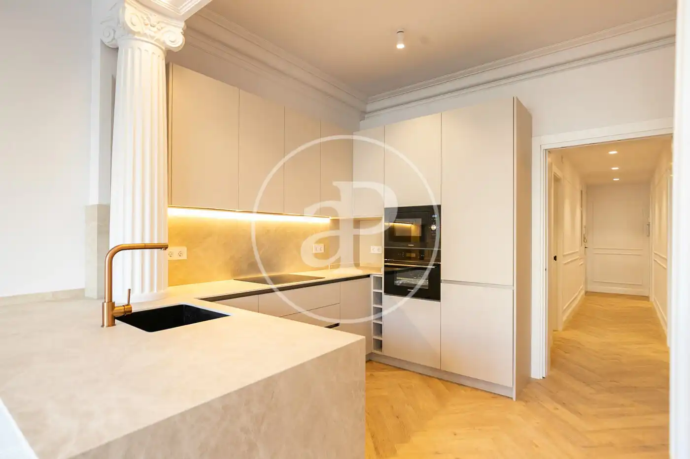 Cocina de Piso en venta en Barcelona con Aire acondicionado, Calefacción y Balcón