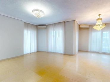 Piso con ascensor en venta en DAMASCO
