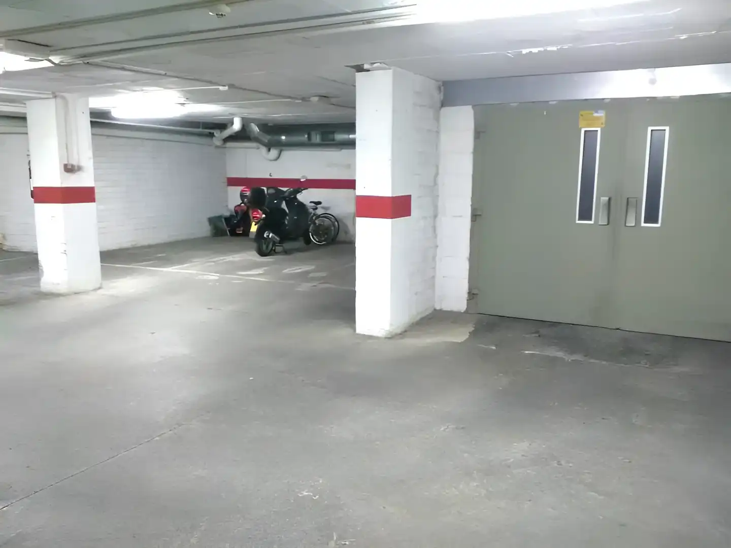Aparcamiento en venta en Pere Cavasequia, 12, imagen 5