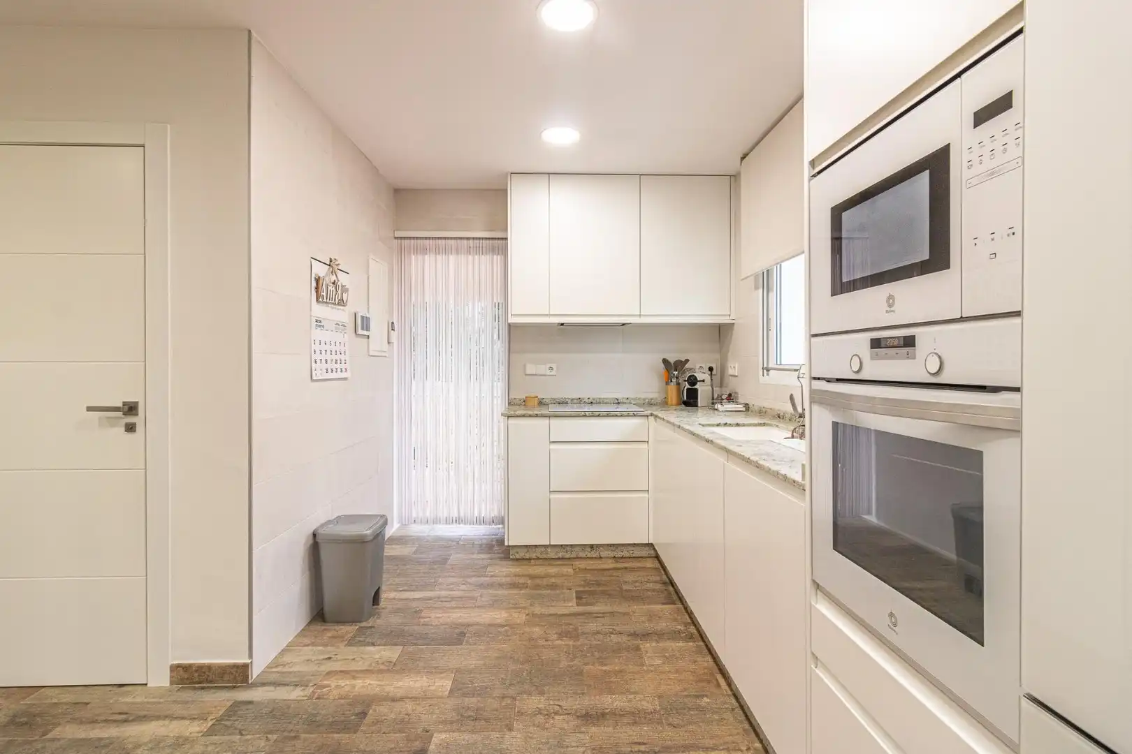 Cocina de Casa o chalet en venta en Llombai con Aire acondicionado, Jardín privado y Terraza