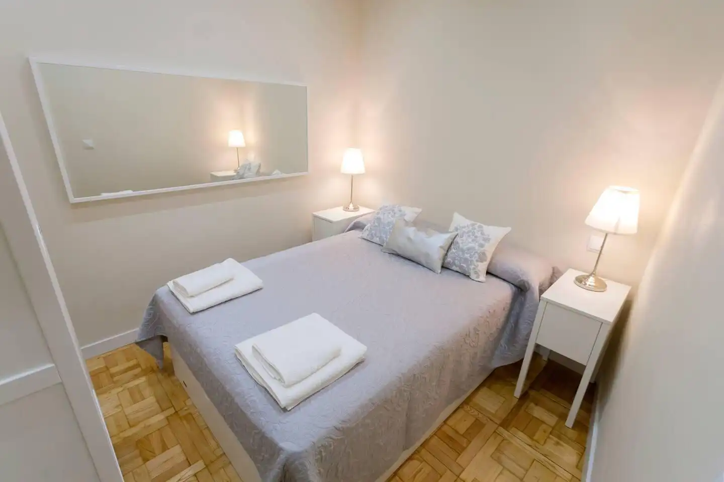 Bedroom of Apartments for rent in Málaga  with Air Conditioner, Furnished and Internet