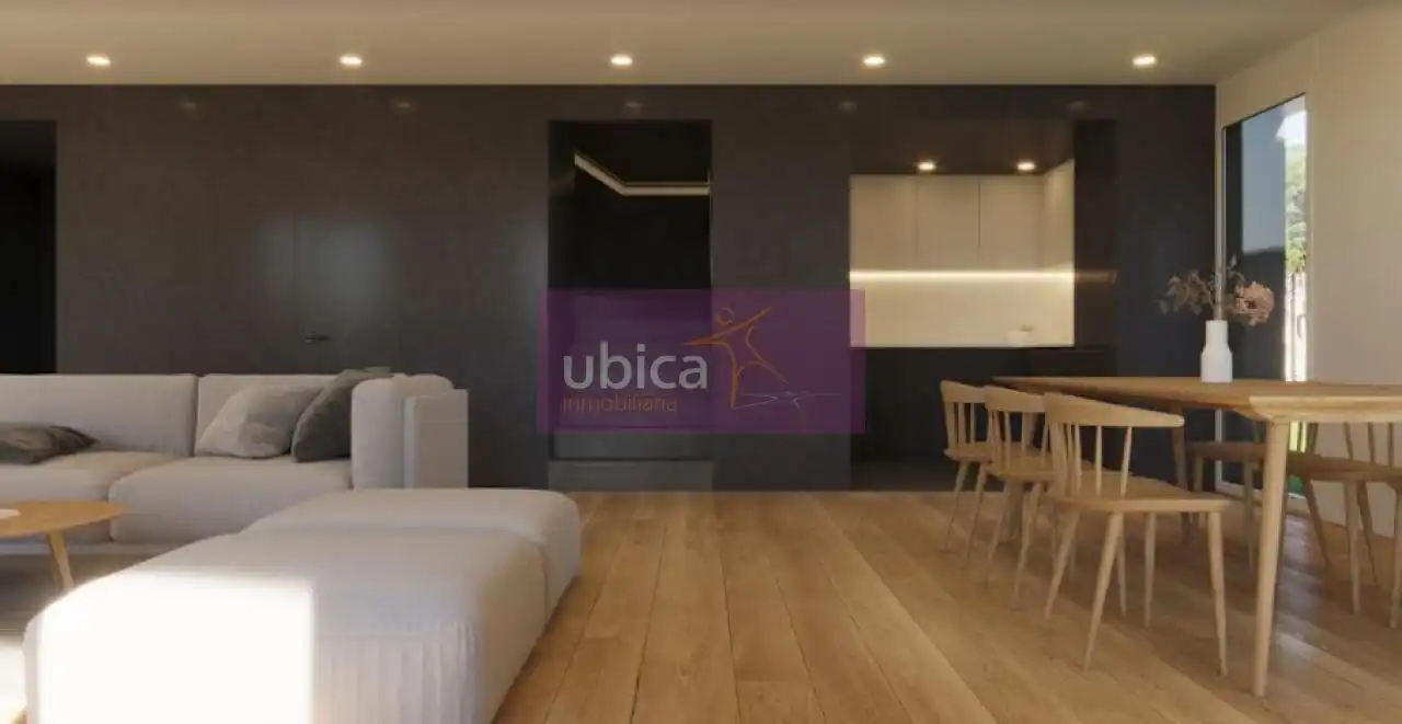 Casa adosada en venda en Tui amb Calefacció, Jardí privat i Terrassa