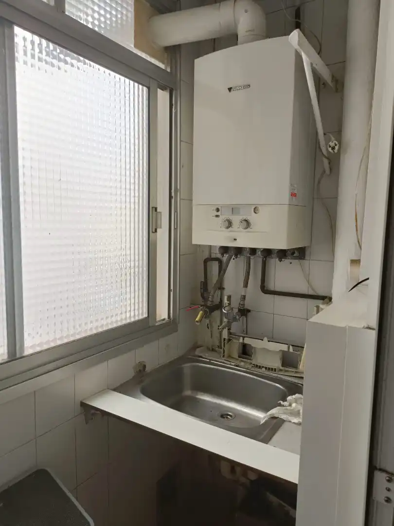 Cuina de Pis en venda en Sabadell amb Calefacció, Parquet i Traster