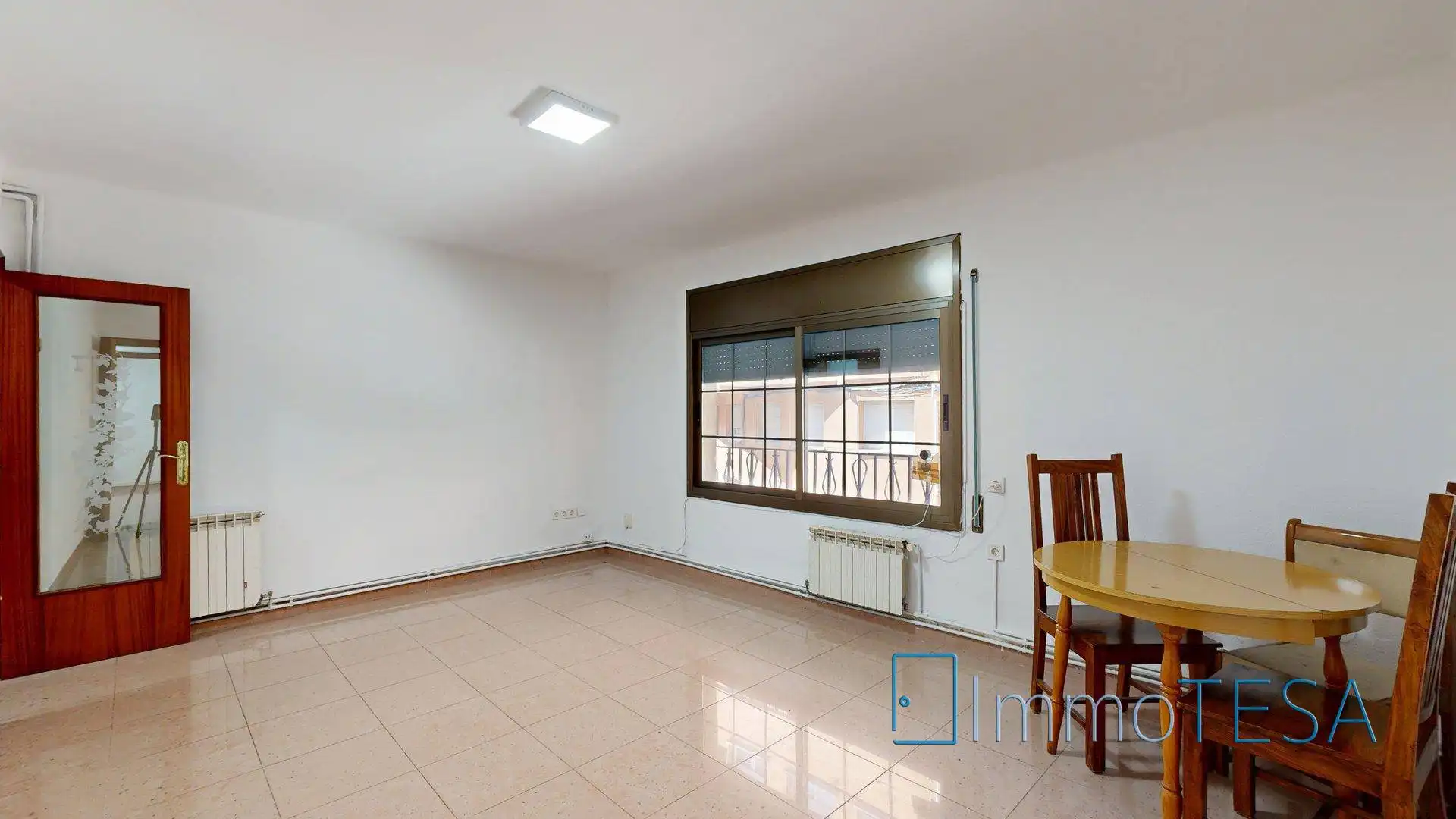 Vista exterior de Piso en venta en Barberà del Vallès