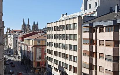 Vista exterior de Pis en venda en Burgos Capital amb Calefacció i Terrassa