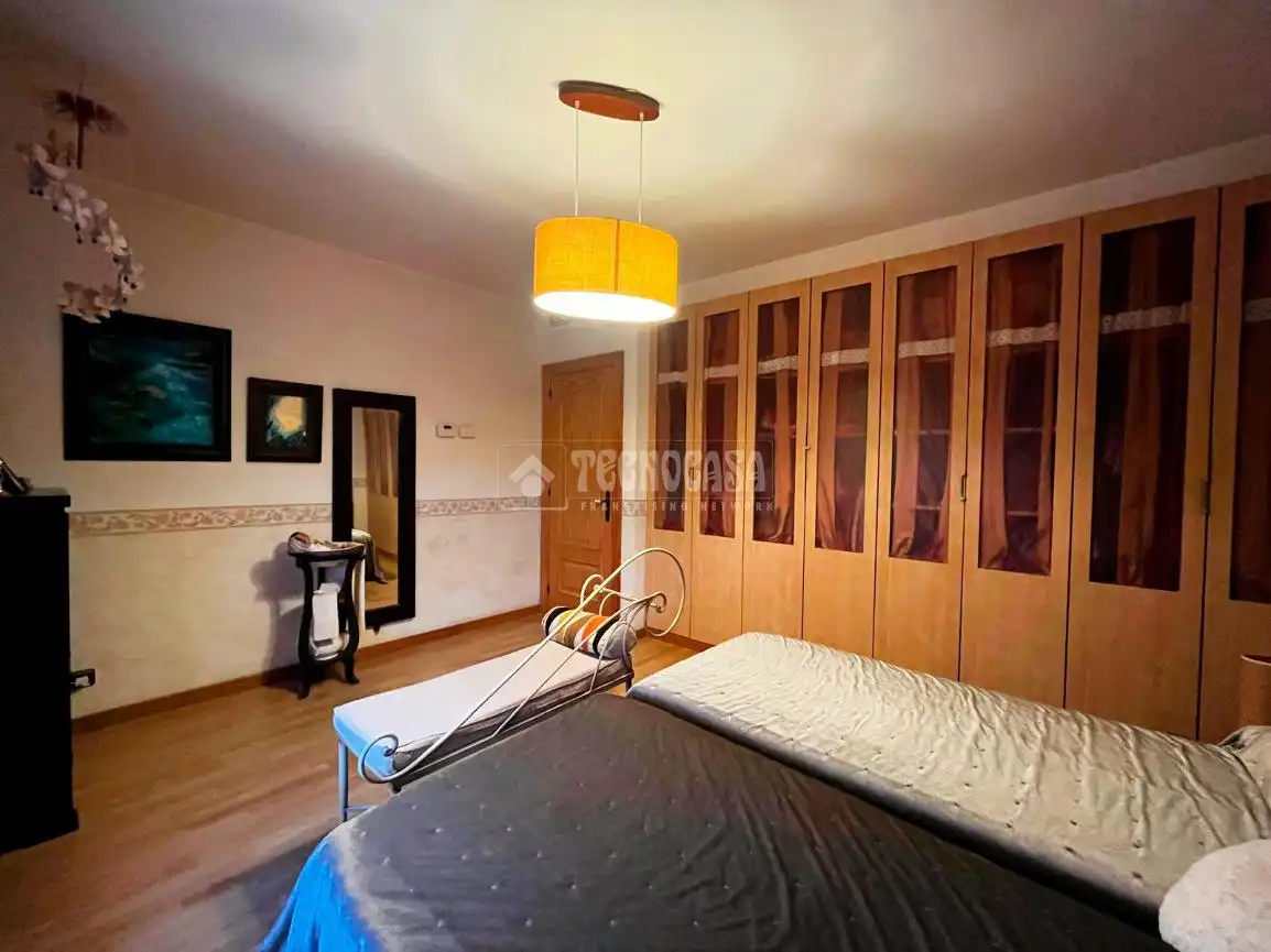 Habitación de Casa adosada en venta en Sobradiel con Calefacción y Jardín privado