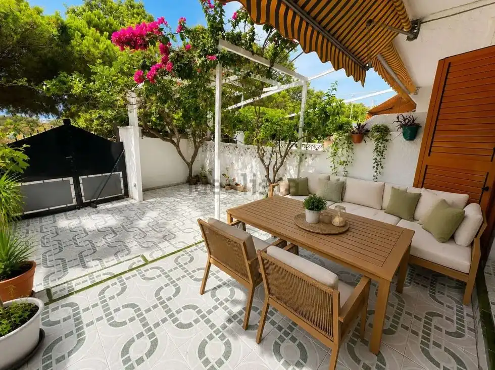 Villa avec terrasse à vendre à N/A, imagen 4