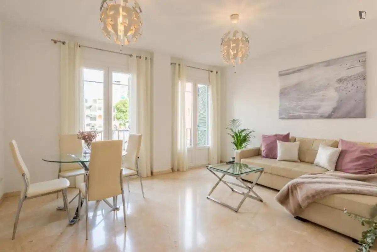Apartament amb ascensor de lloguer a Centro, imagen 2