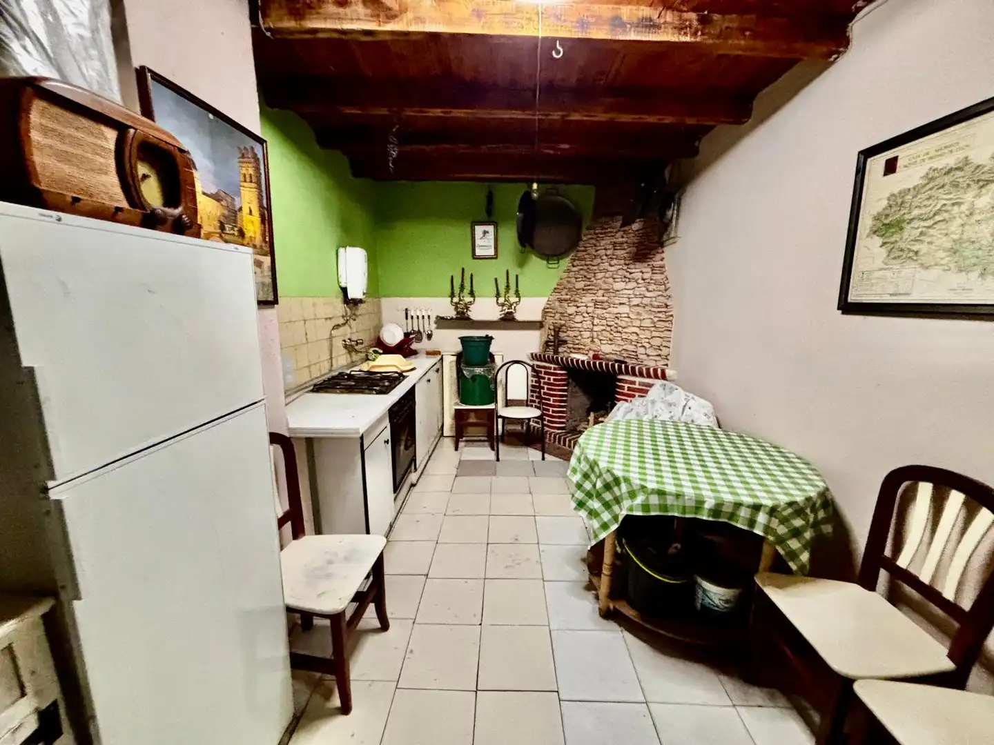 Cuina de Pis en venda en La Bañeza  amb Calefacció, Parquet i Terrassa
