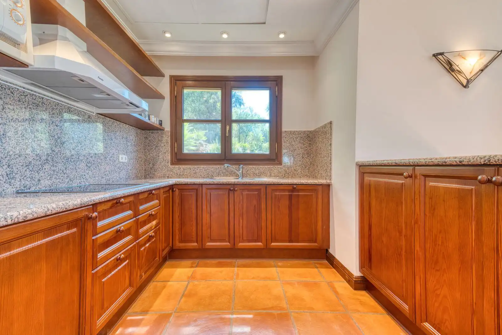 Chalet con piscina en venta en La Zagaleta, imagen 9