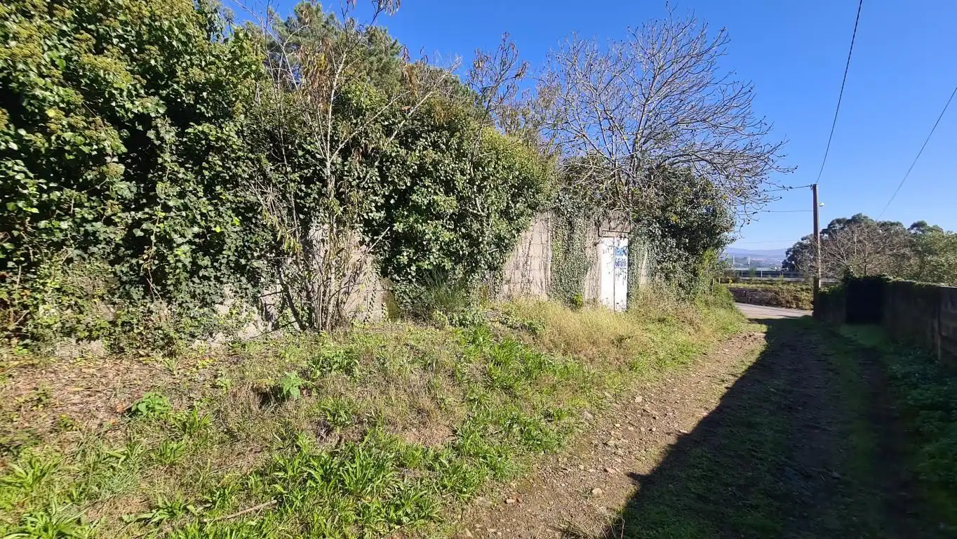 Nave industrial en venta en Boiro