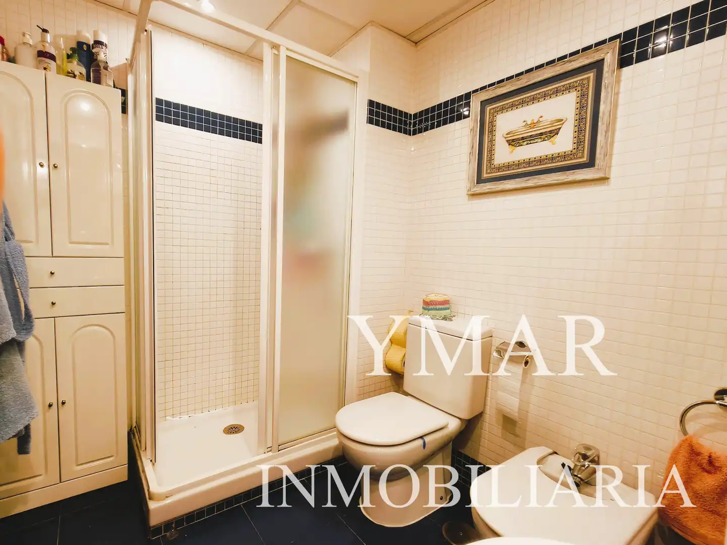 Bathroom of Flat for sale in Alcorcón  with Air Conditioner, Heating and Terrace