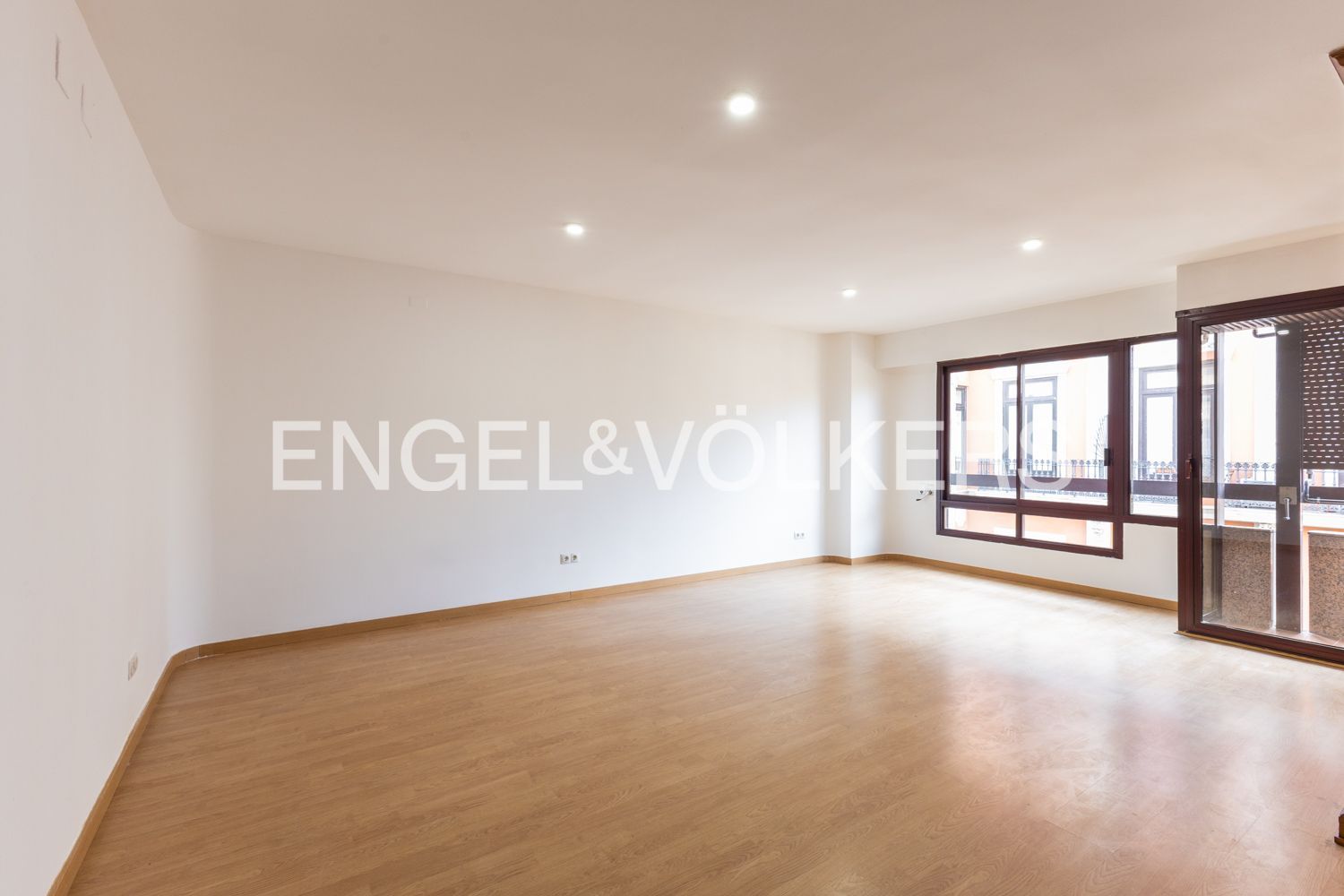 Living room of Apartment to rent in  Valencia Capital  with Air Conditioner, Heating and Parquet flooring
