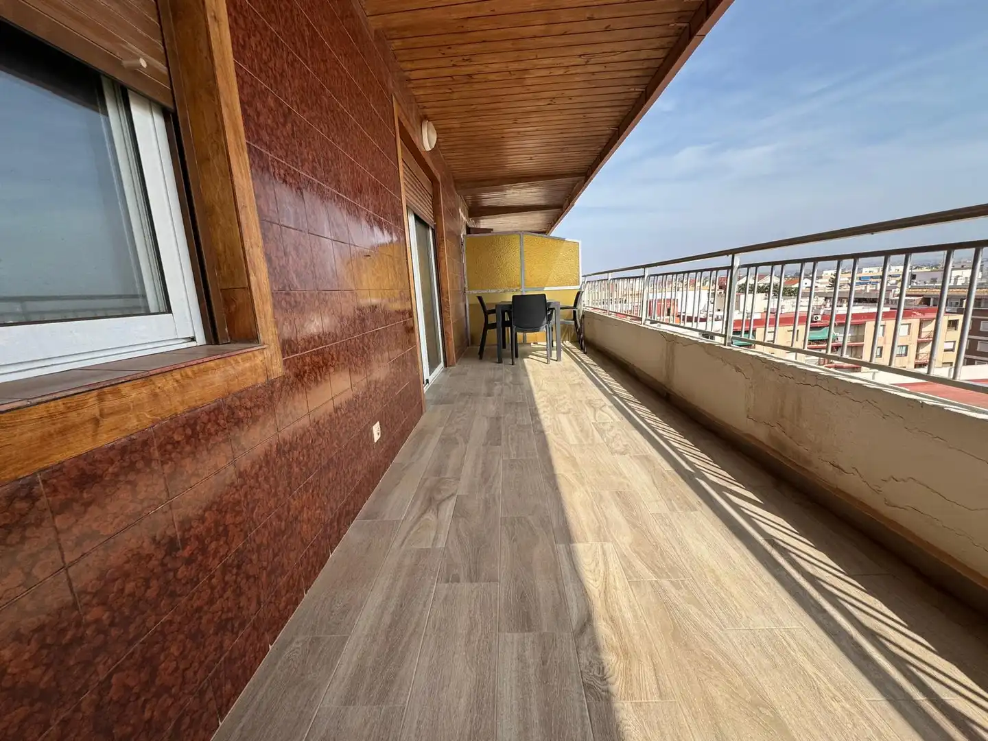 Terrassa de Pis en venda en Torrevieja amb Aire condicionat, Jardí privat i Piscina