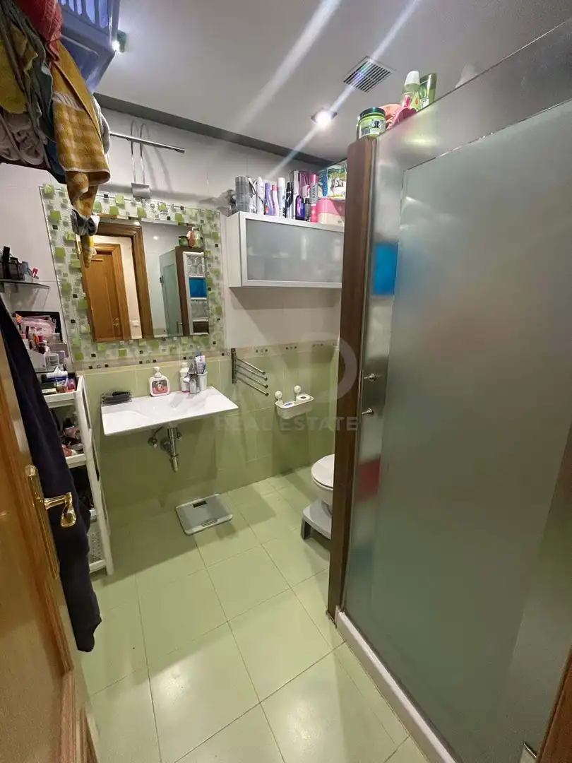 Bathroom of Flat for sale in Villaquilambre  with Heating