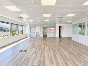 Oficina de lloguer a Carretera de l'Hospitalet