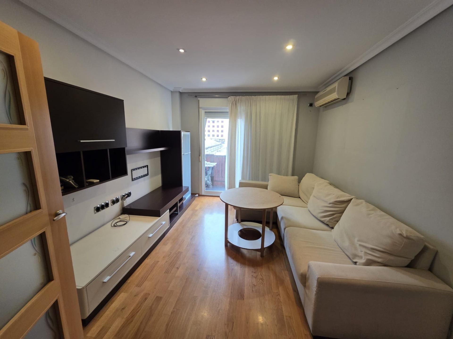 Flat for rent in Calle PICASSO, PABLO RUIZ, Cieza