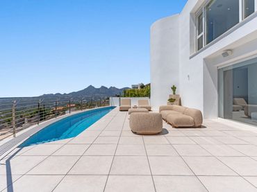 Chalet con balcón en venta en Altea la Vella