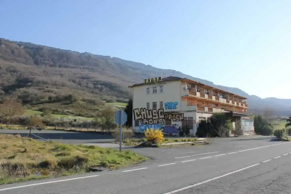 Vista exterior de Edificio en venta en Ziordia