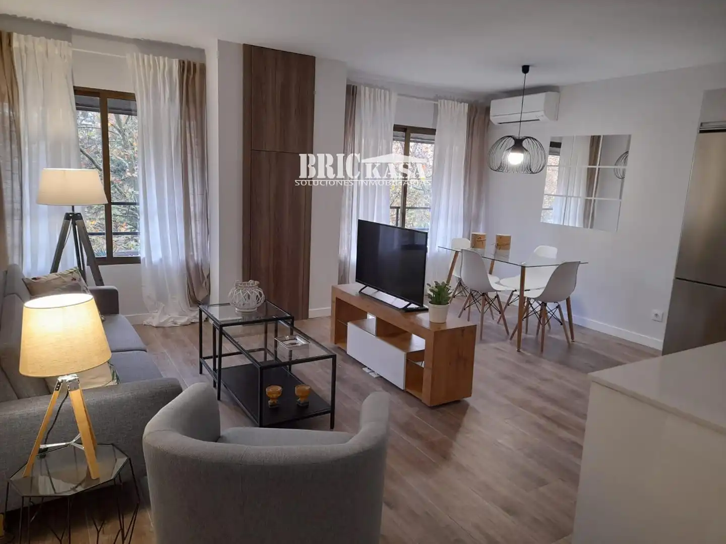 Wohnzimmer von Wohnung zur Miete in Cáceres mit Klimaanlage, Heizung und Schwimmbad