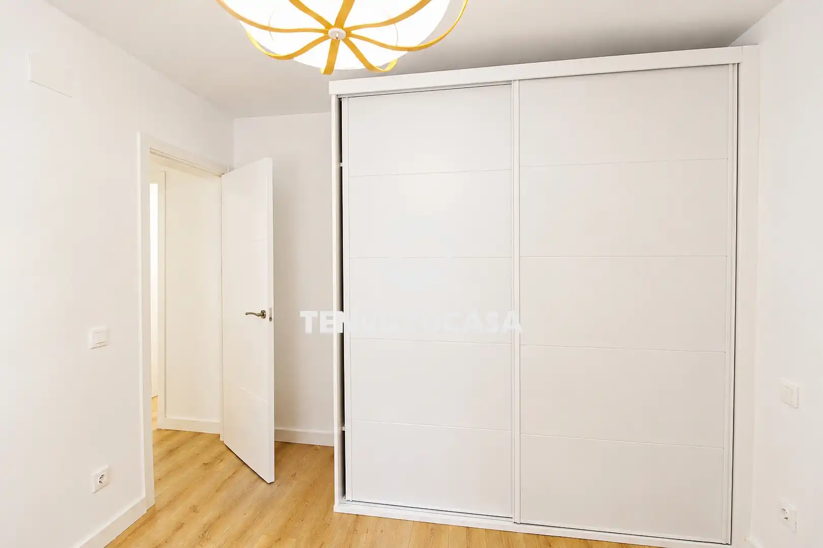 Flat for sale in Avenida Quinta, 16, Rejas