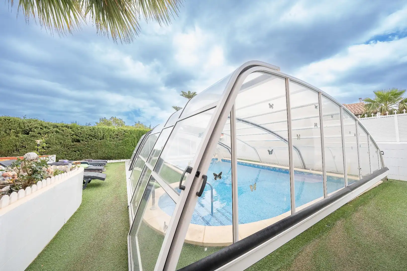 Piscina de Casa o xalet en venda en La Nucia amb Calefacció, Jardí privat i Terrassa