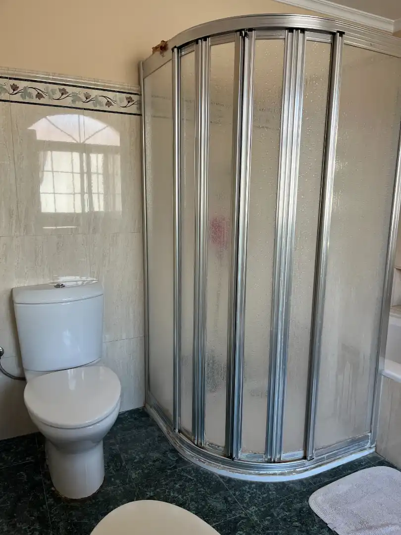 Baño de Casa adosada en venta en Cártama con Amueblado