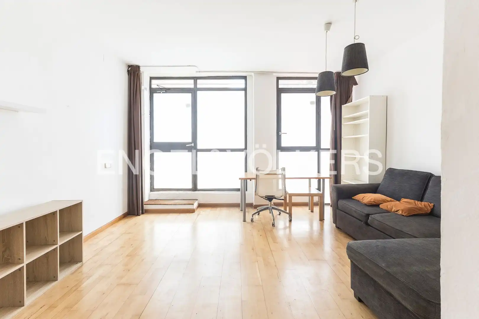 Sala d'estar de Apartament en venda en Sabadell amb Calefacció i Parquet