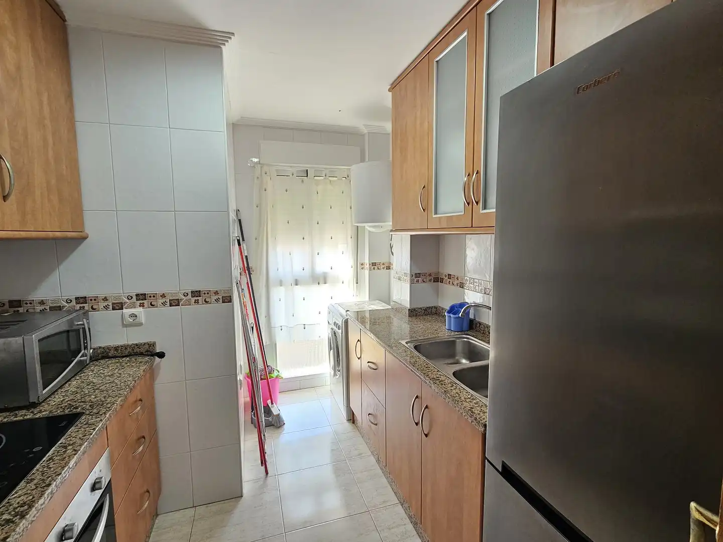 Cocina de Piso de alquiler en Santa Pola con Terraza y TV