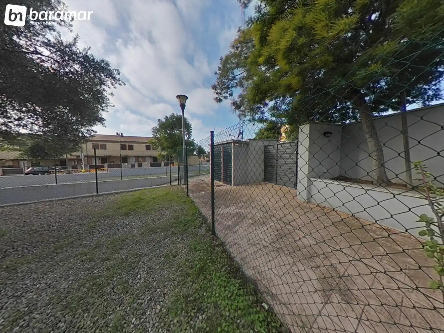 Vista exterior de Casa adosada en venta en Roda de Berà con Aire acondicionado, Calefacción y Jardín privado