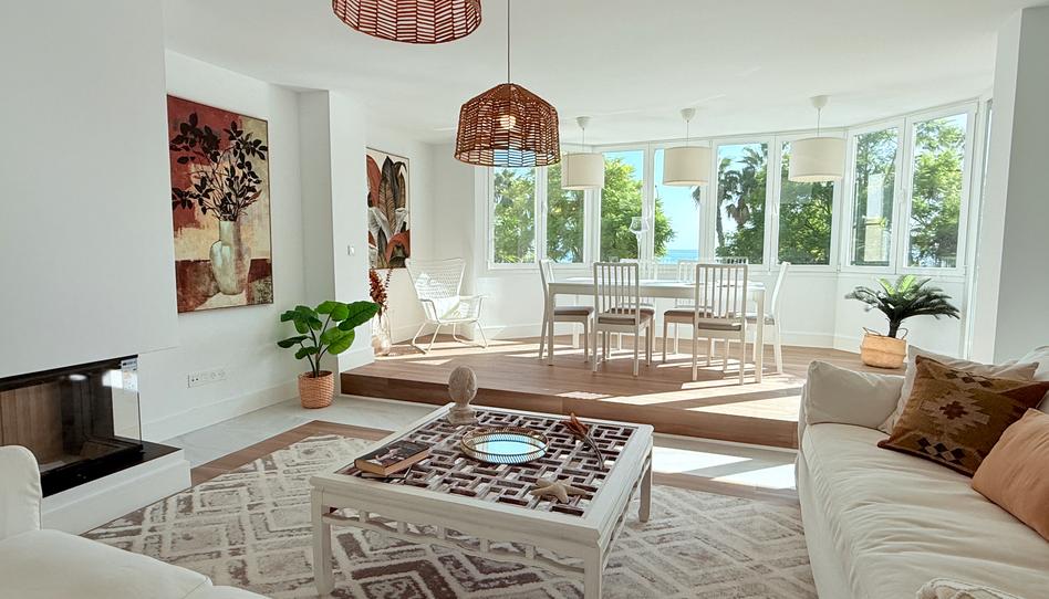 Photo 1 of Apartment for sale in  Avenida del Pintor Joaquín Sorolla 79, Edif. Pase, Limonar, Málaga