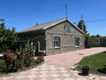 Chalet con jardín en venta en Vial Camino