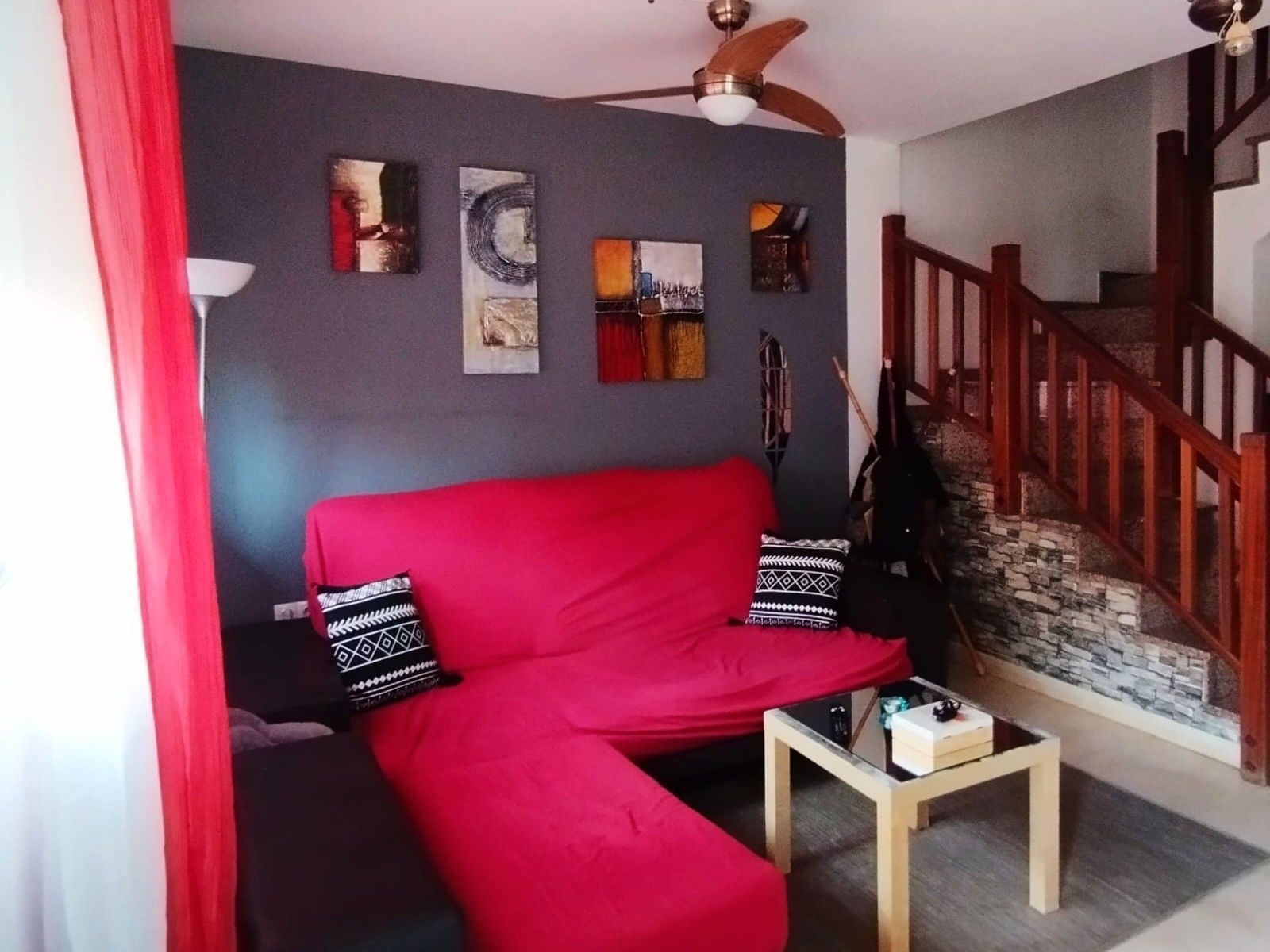 Sala d'estar de Casa adosada en venda en Puerto del Rosario amb Balcó