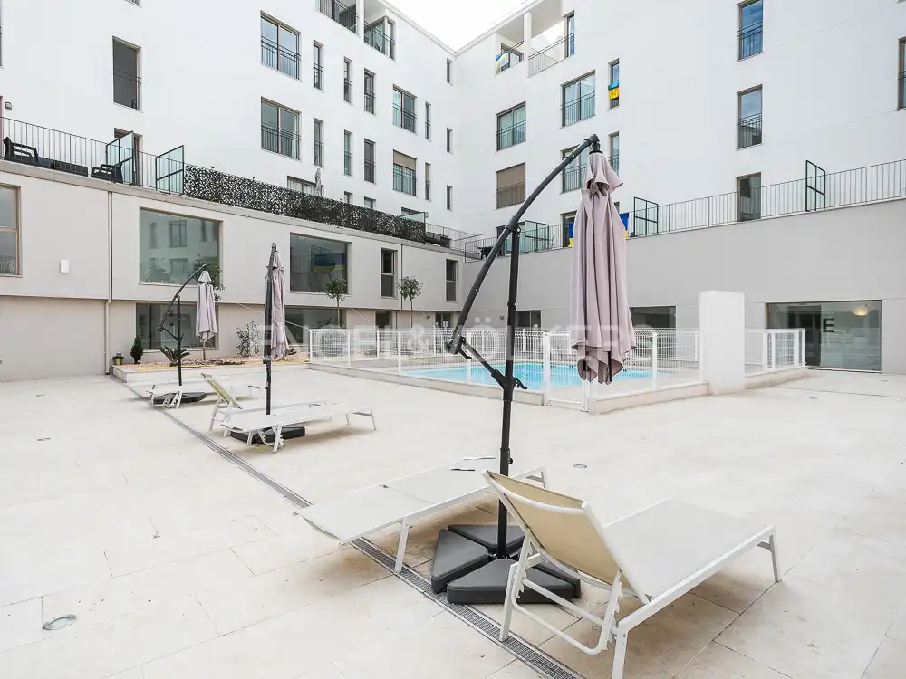 Piscina de Piso en venta en Valencia con Aire acondicionado, Calefacción y Trastero