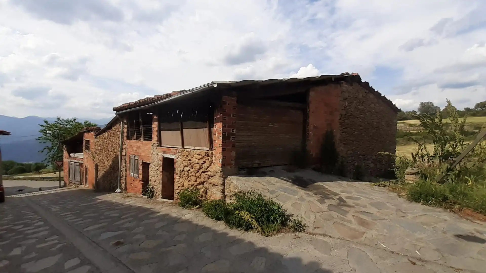 Vista exterior de Finca rústica en venda en Alàs I Cerc