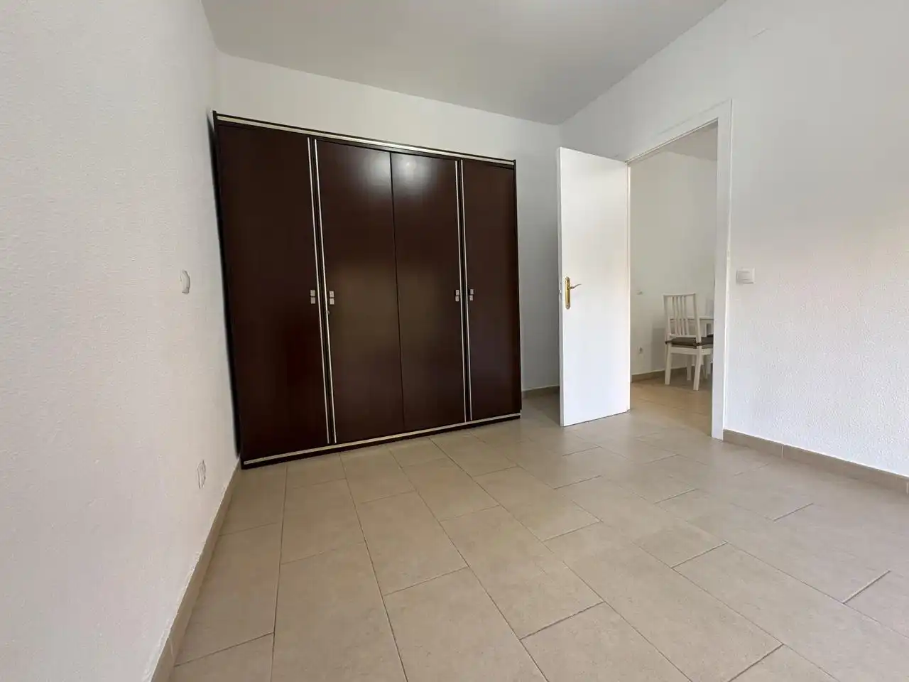 Habitación de Piso de alquiler en Madrid con Aire acondicionado y Balcón