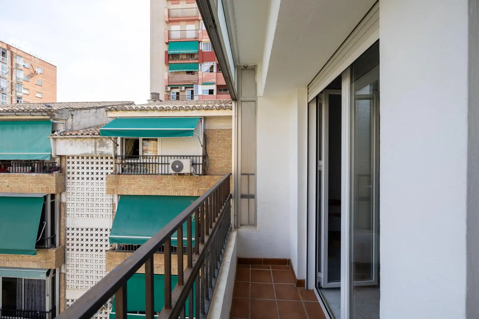 Terrassa de Pis en venda en Granada amb Calefacció, Terrassa i Traster