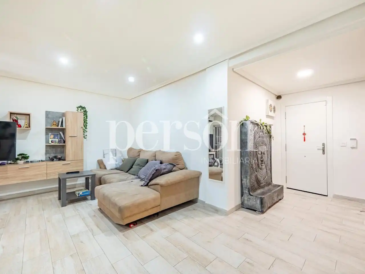 Piso en venta en Valencia con Aire acondicionado, Terraza y Amueblado