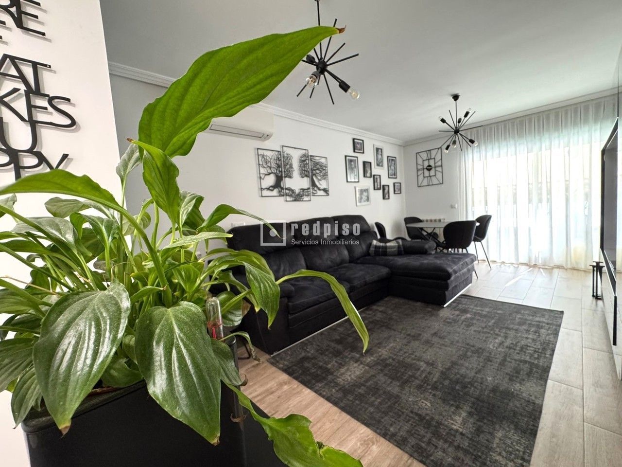 Sala d'estar de Pis en venda en San Fernando de Henares amb Aire condicionat, Calefacció i Terrassa