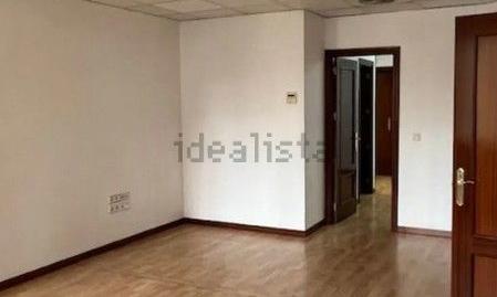 Foto 4 de Oficina de lloguer a Compositor Lember Ruiz, Carranque - Haza Cuevas, Málaga