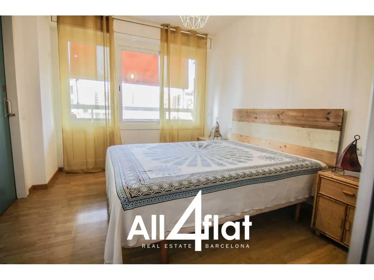 Schlafzimmer von Wohnung zur Miete in Barcelona mit Heizung, Parkett und Terrasse