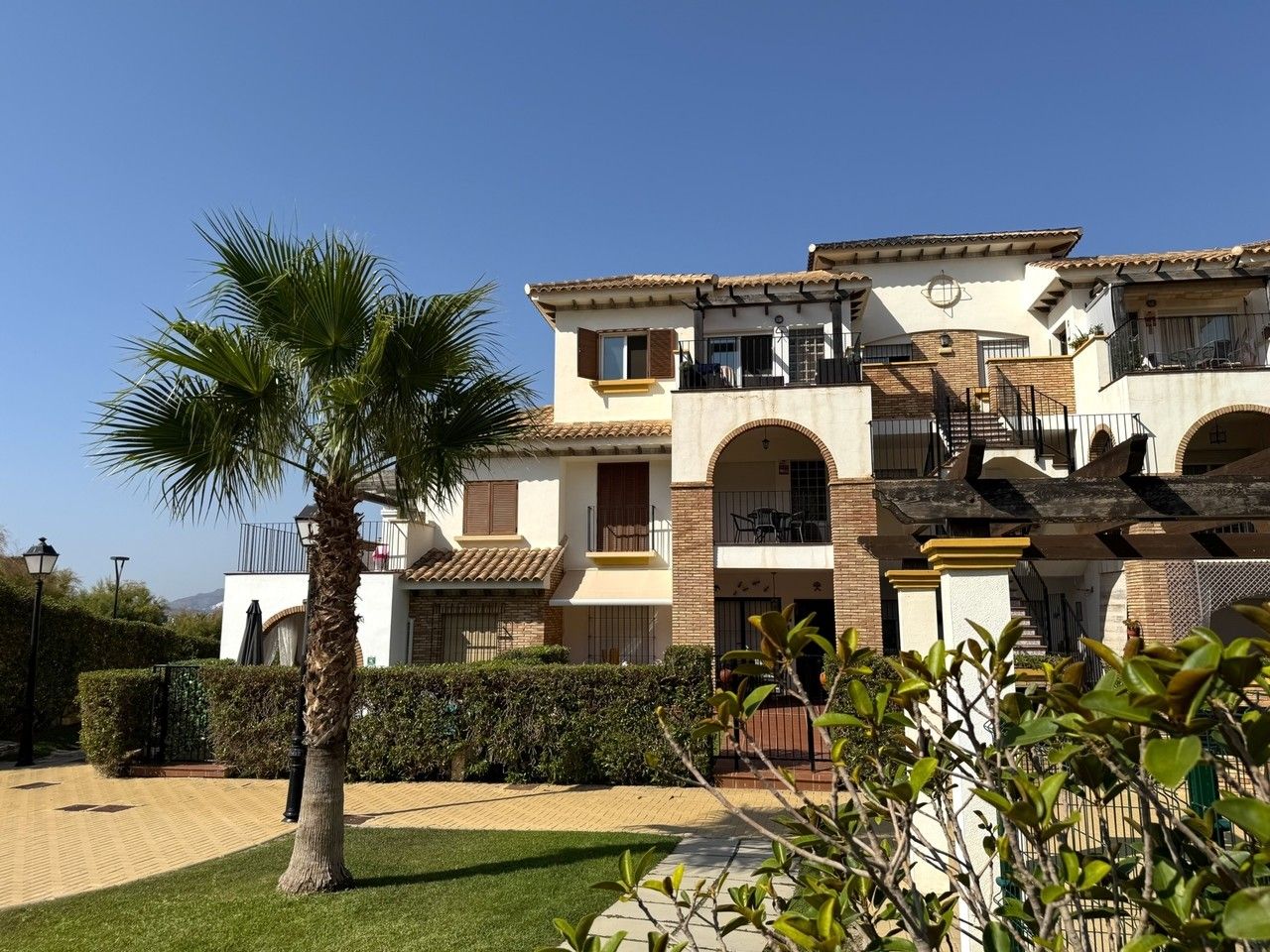 Vista exterior de Apartament en venda en Vera amb Aire condicionat, Terrassa i Piscina