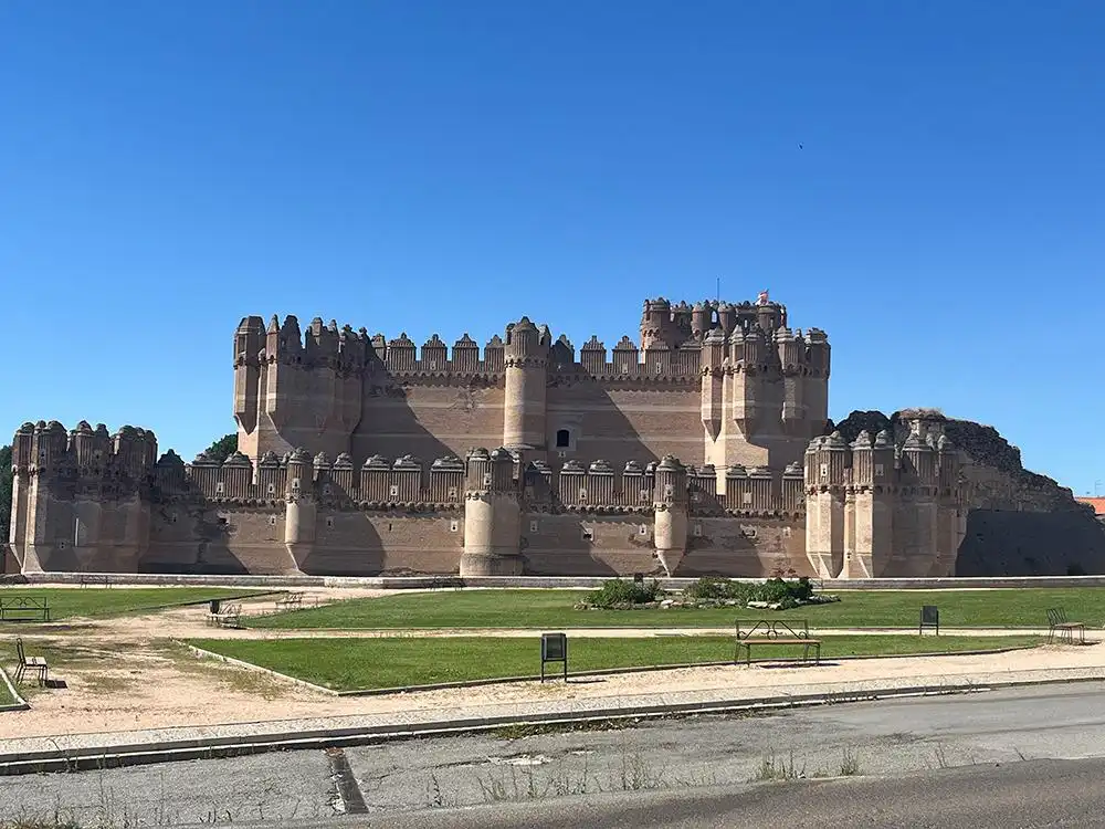 Exterior view of Houses for sale in Coca, Segovia