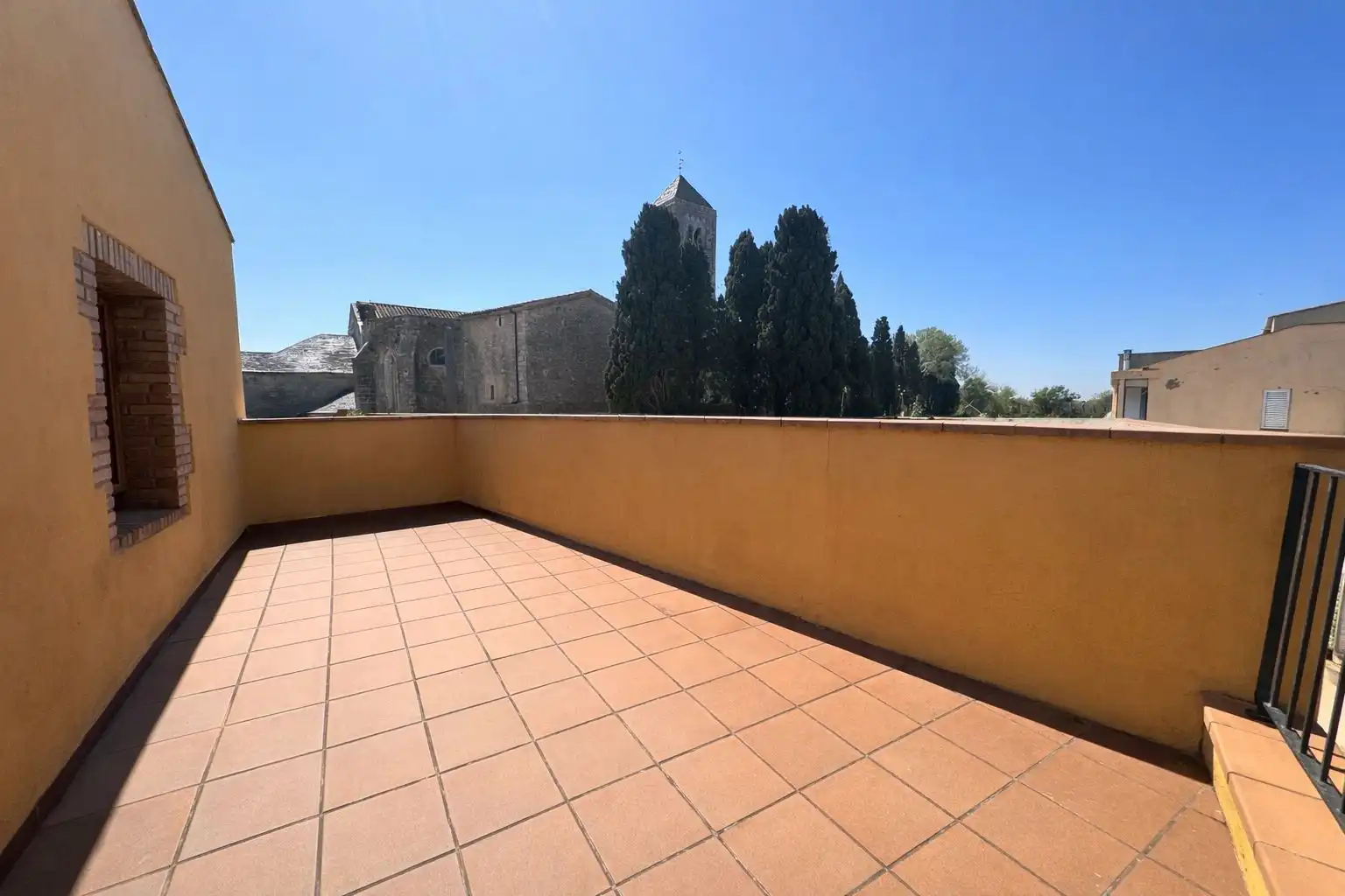 Terrassa de Finca rústica en venda en Vilabertran amb Terrassa i Moblat
