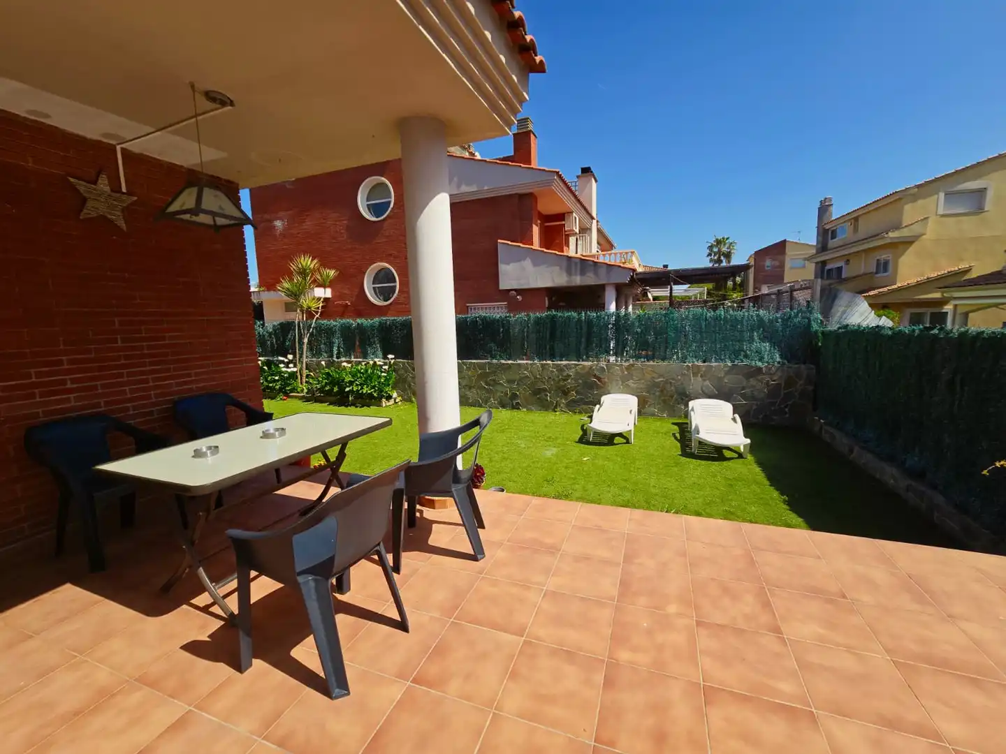 Casa a schiera con terrazza in vendita a Carrer de Farena, imagen 5