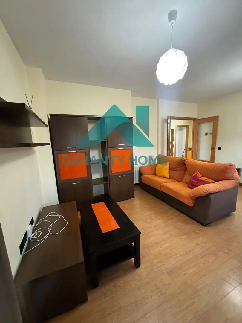 Flat for rent in Casco Antiguo