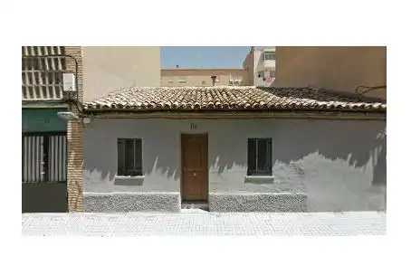 Außenansicht von Residential zum Verkauf in Zaragoza
