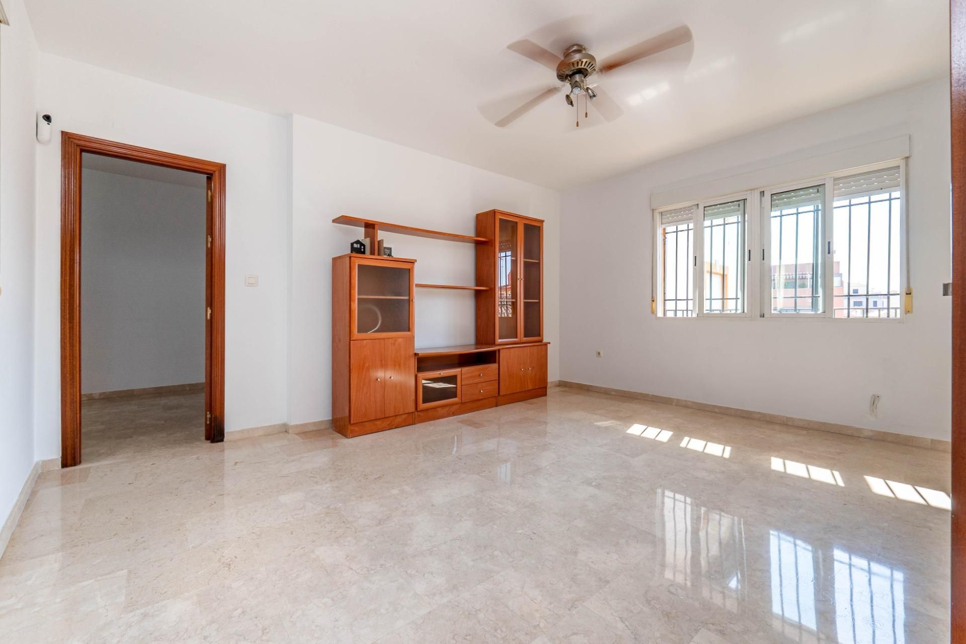 Living room of Flat for sale in Atarfe  with Private garden and Alarm