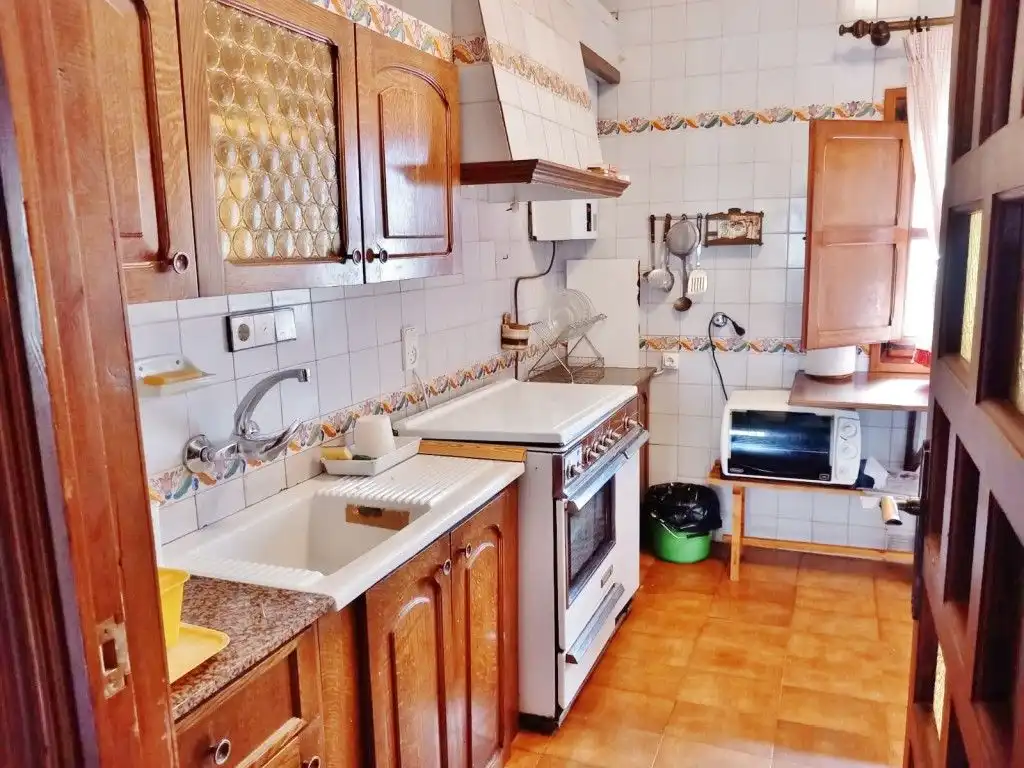 Cocina de Casa o chalet en venta en Alpuente con Calefacción, Terraza y Horno