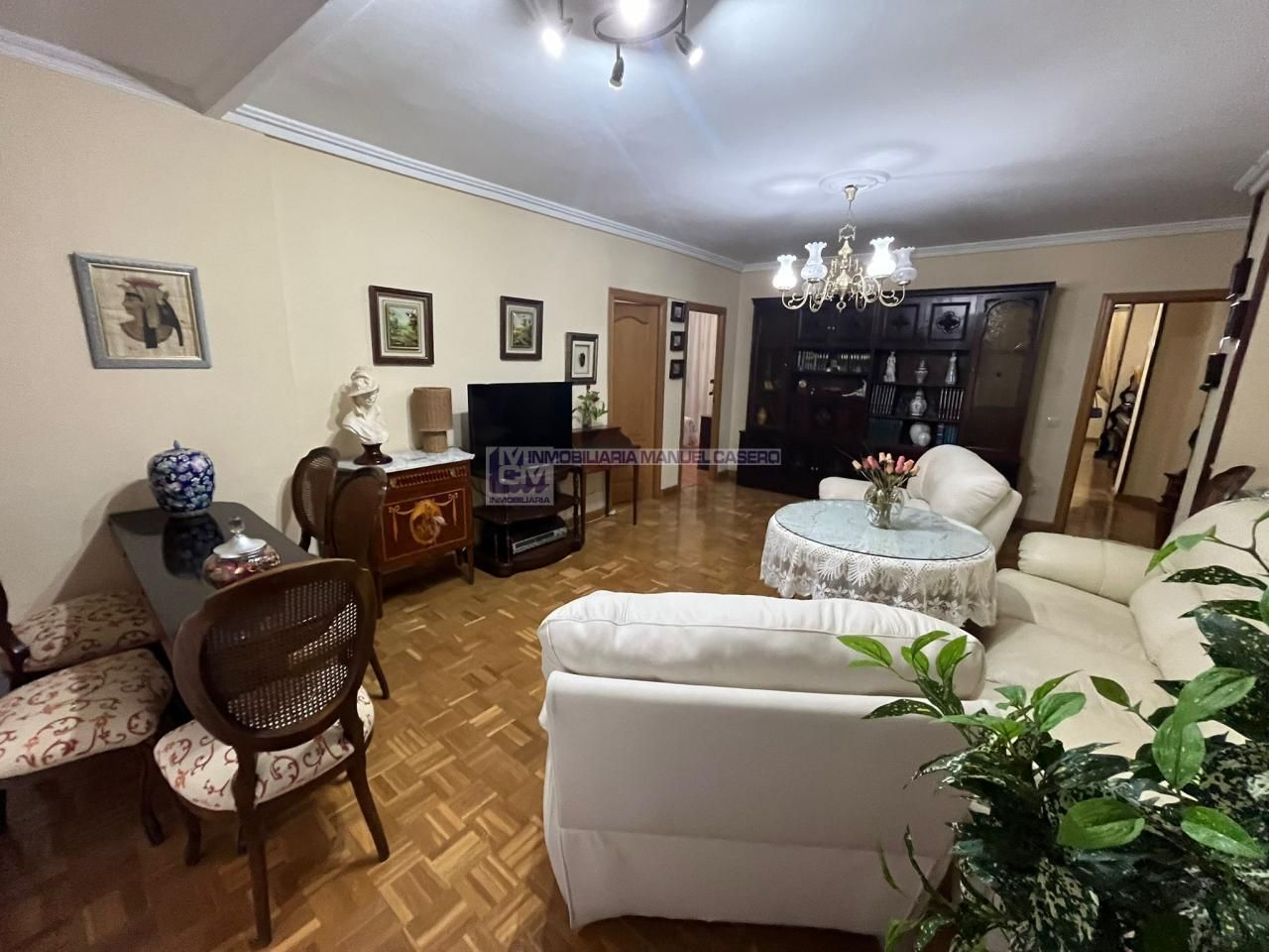 Living room of Flat for sale in Cáceres Capital  with Heating, Parquet flooring and Terrace